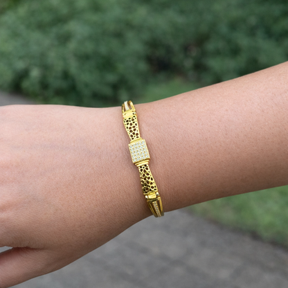 RajKanak Elegance Gold Plated Adjustable Bracelet