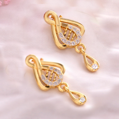 KanakVasudha Gold Plated Pendant – Classic & Radiant